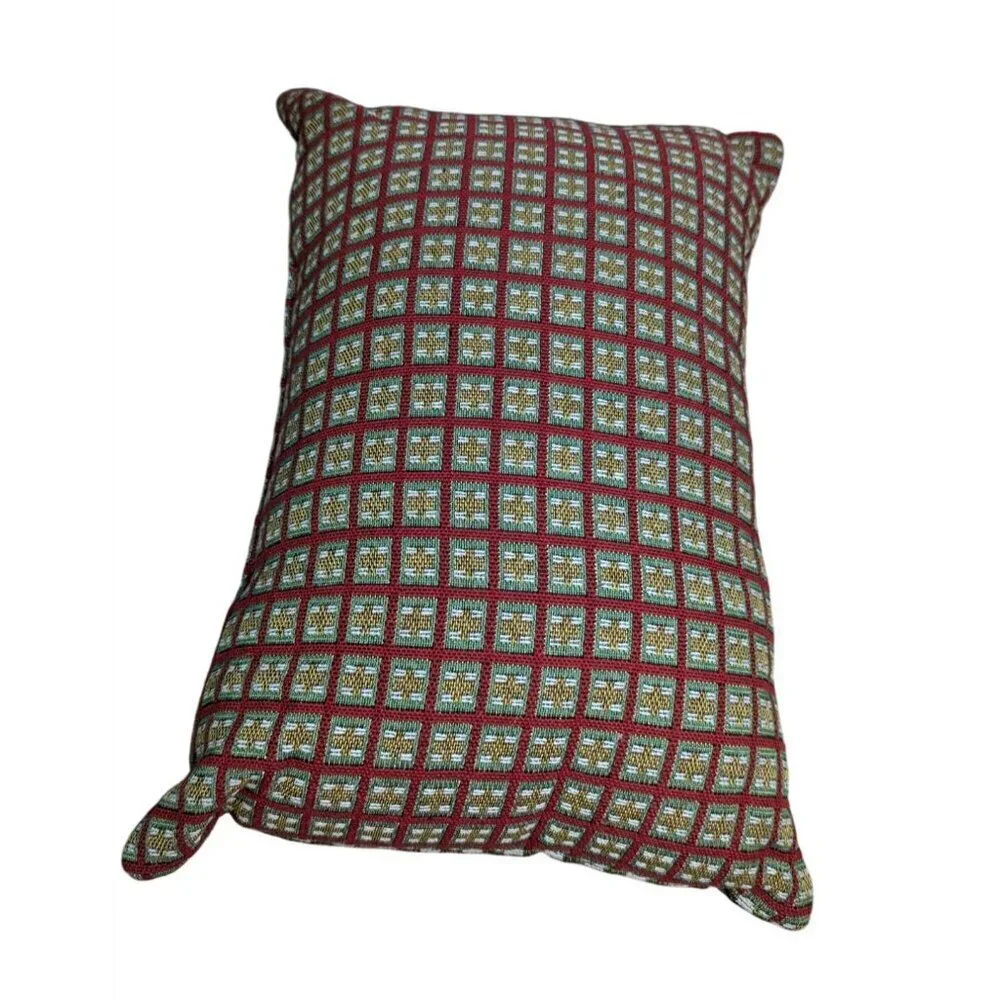 Decorative Christmas Pillow With Santa &‎ Holiday Greetings 16
